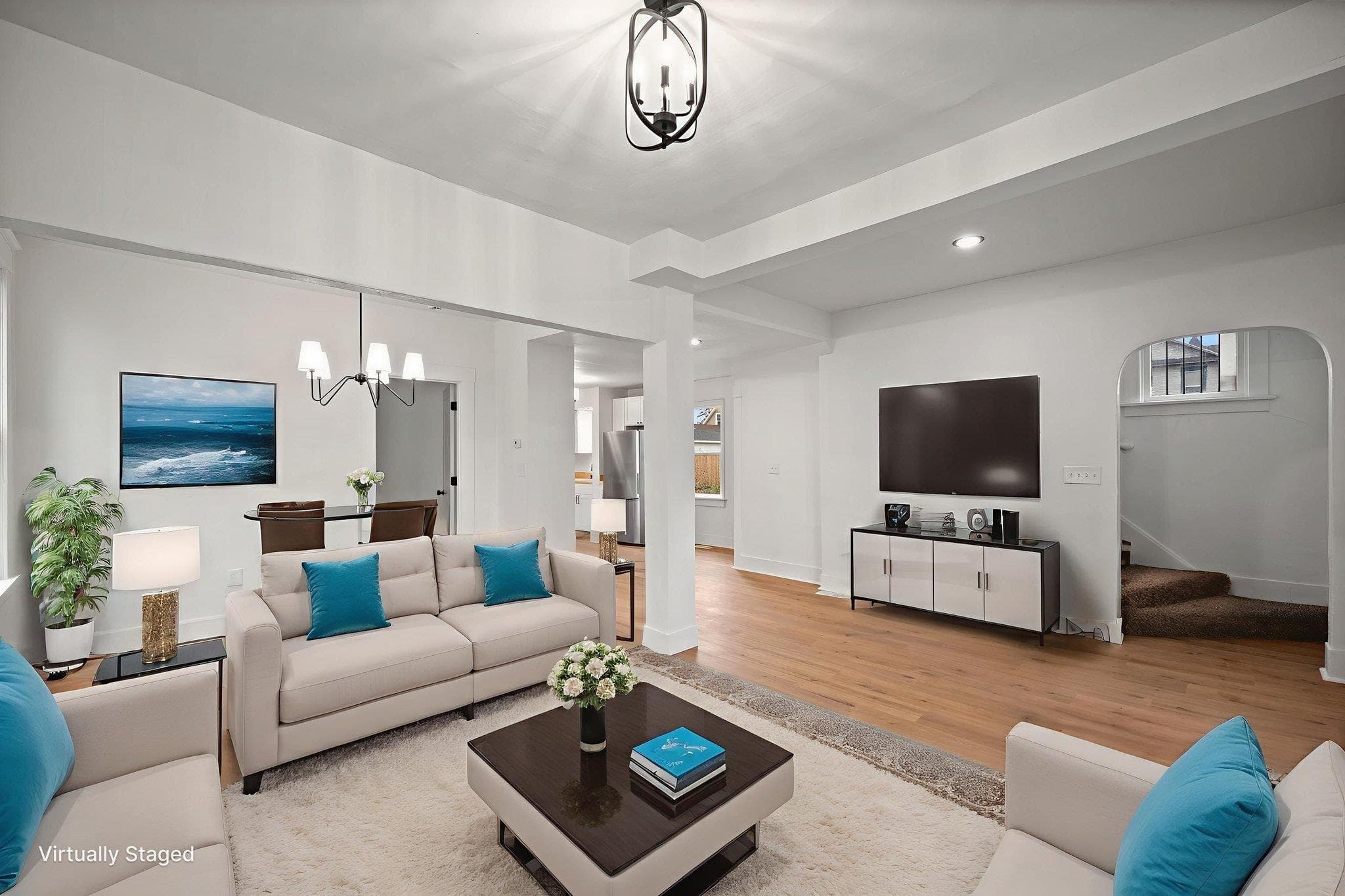 2420 N Astor St - Photo 4