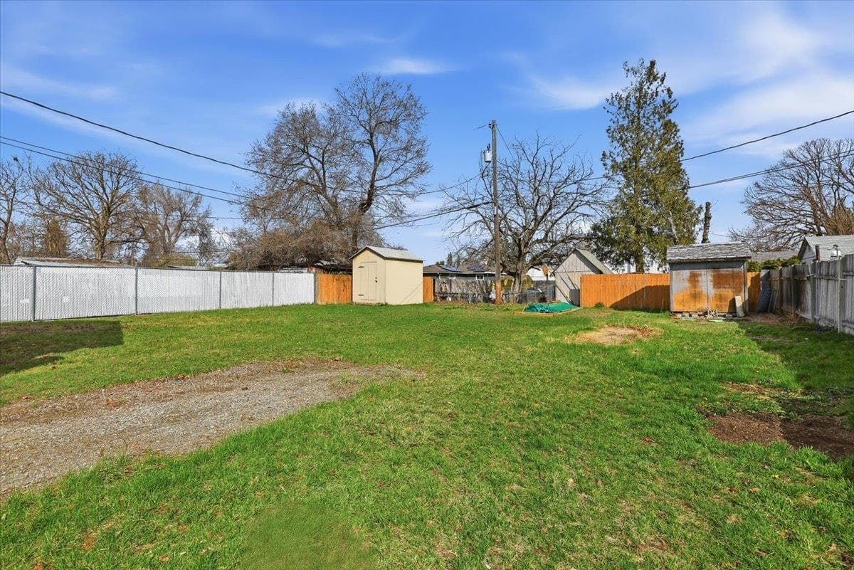 2433 E Central Ave - Photo 12
