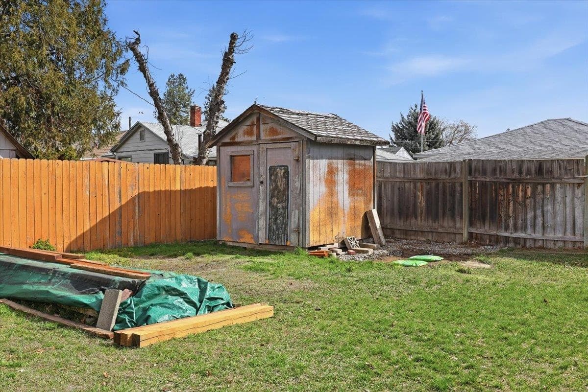 2433 E Central Ave - Photo 14