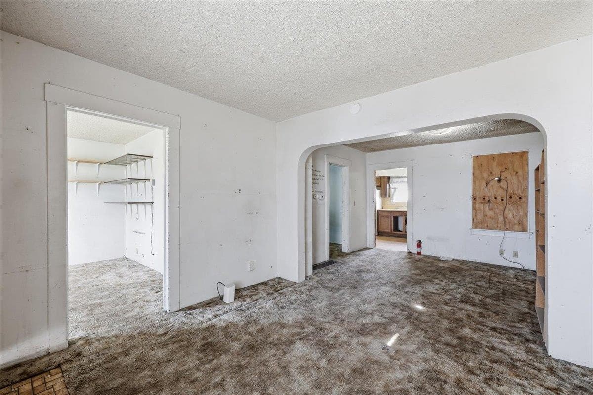 2433 E Central Ave - Photo 3