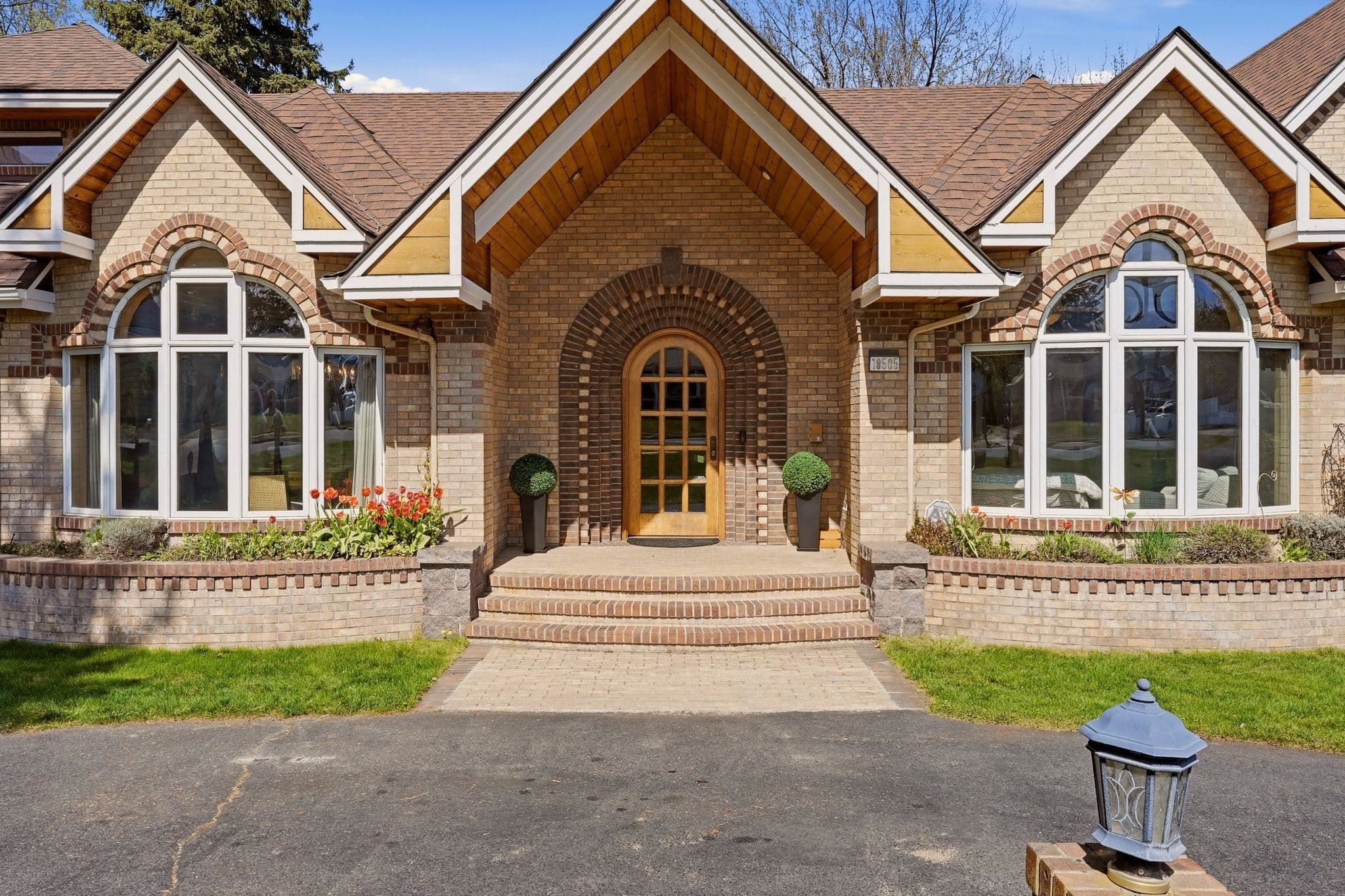 18505 E 4th Ave - Photo 3