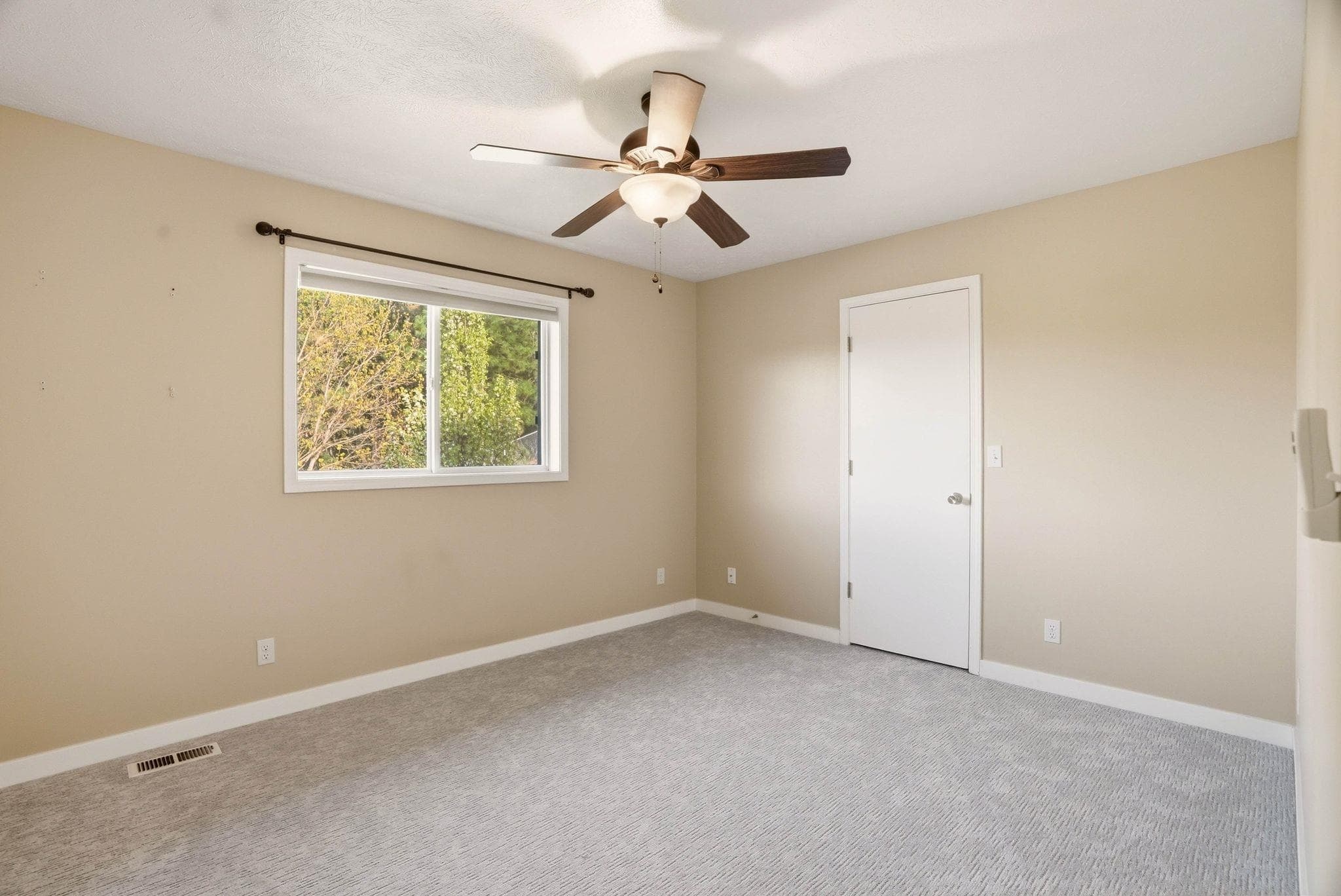 4217 S Bowdish Rd - Photo 17