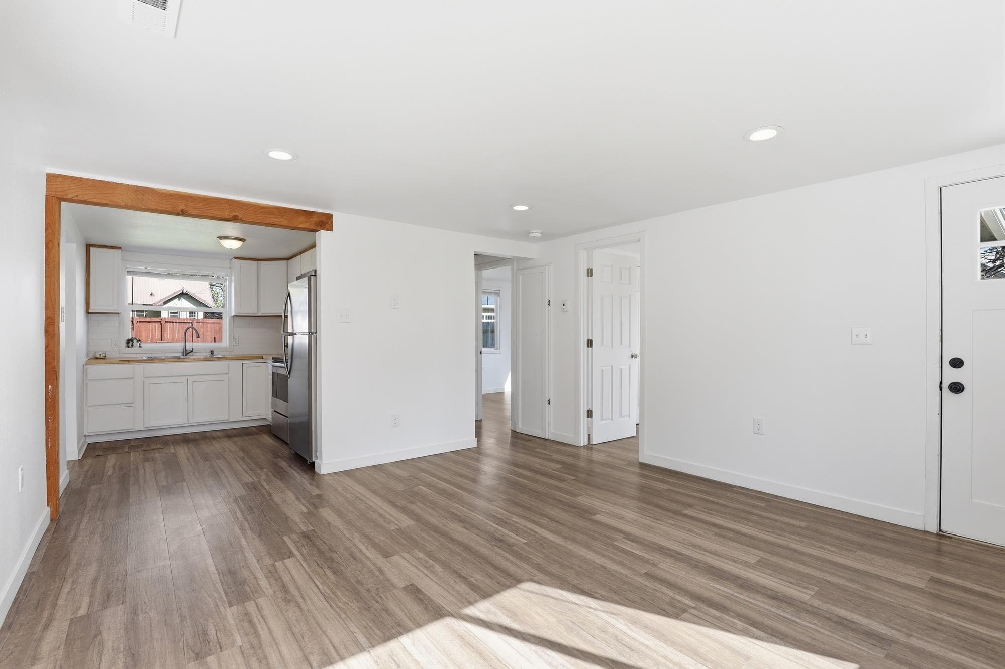 5118 N Jefferson St - Photo 6