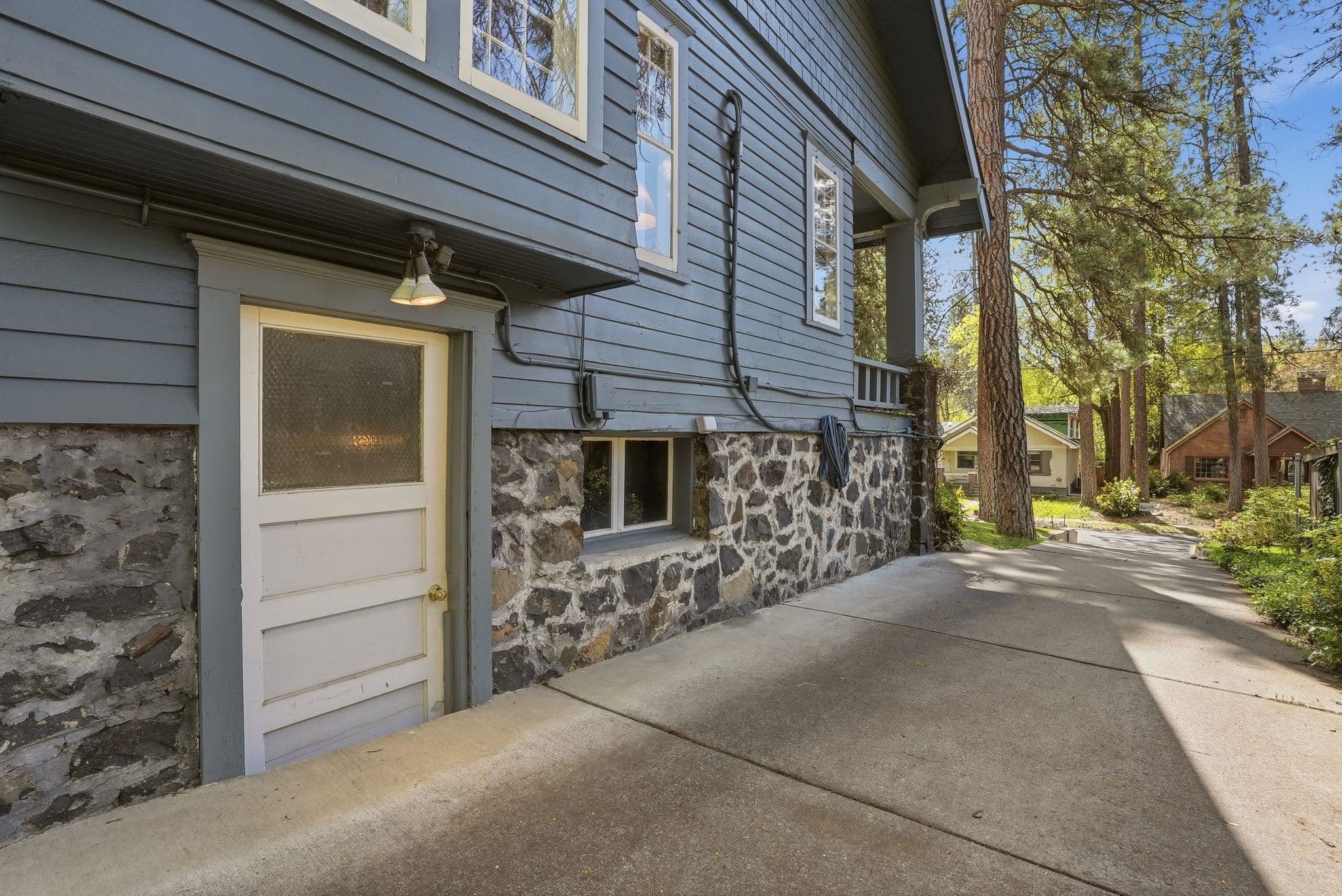 943 E 16th Ave - Photo 38