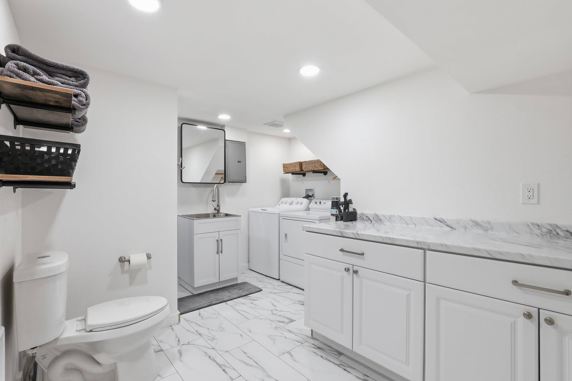1228 E 40th Ave - Photo 24