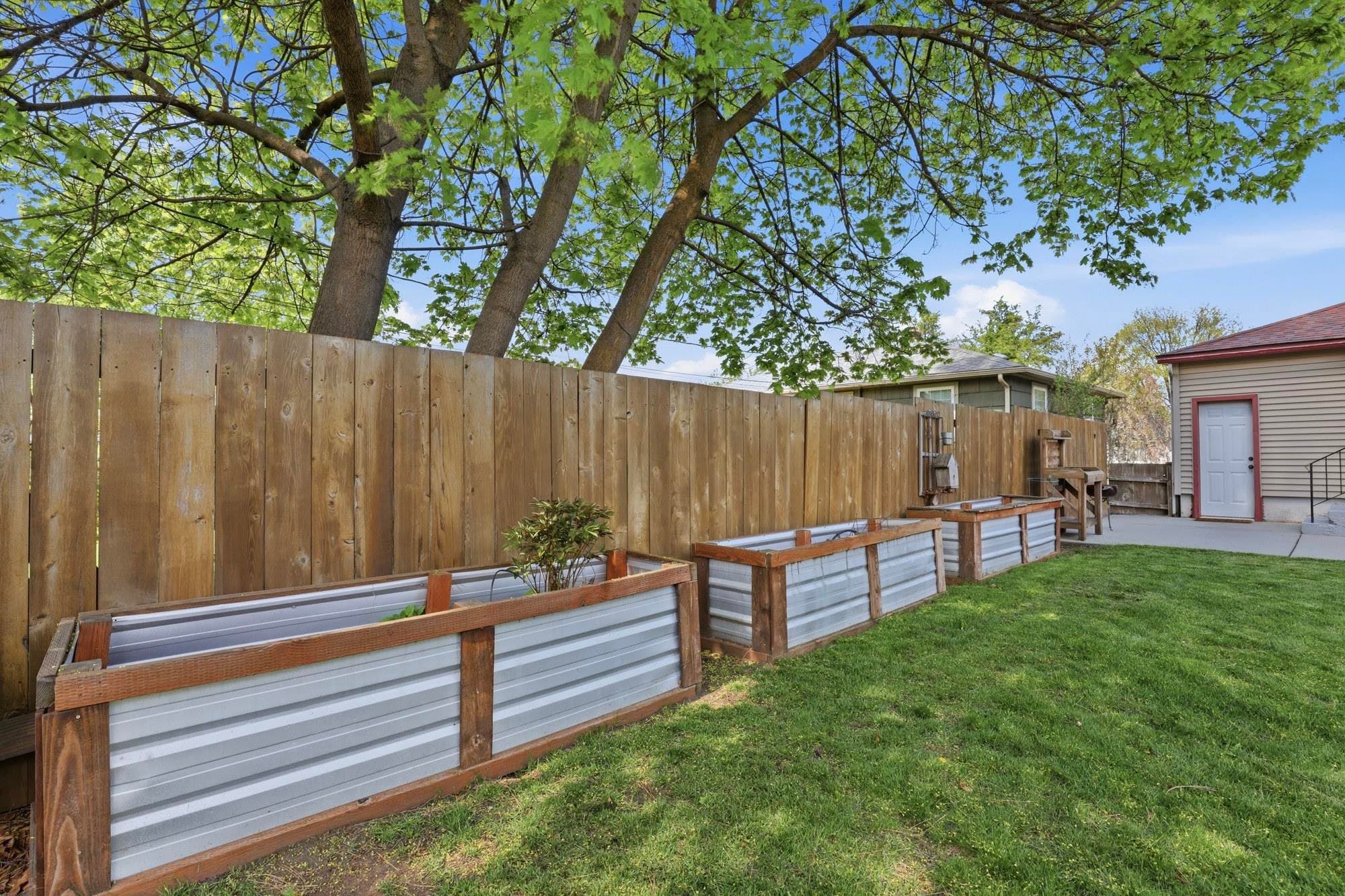 1228 E 40th Ave - Photo 30